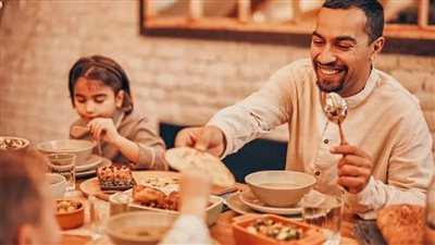 نصائح عملية لتجنب عسر الهضم والخمول أثناء صيام رمضان 	