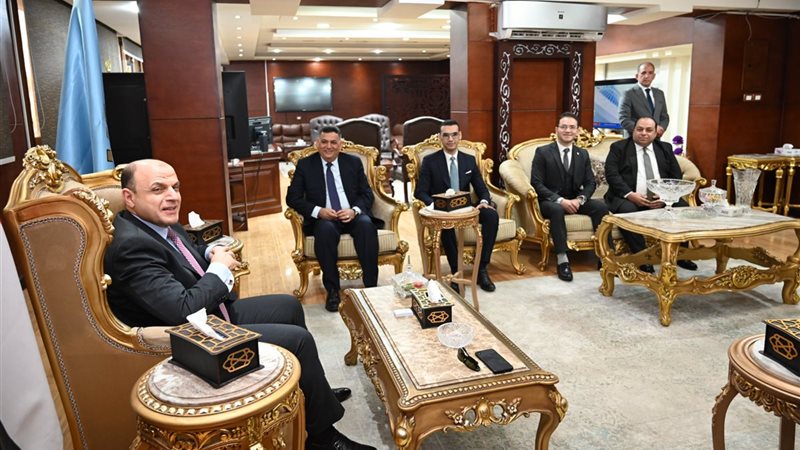 محافظ الغربية 
