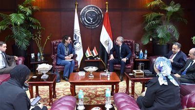 مباحثات مصرية مجرية لجذب استثمارات نوعية في السكك الحديدية وإدارة المياه
