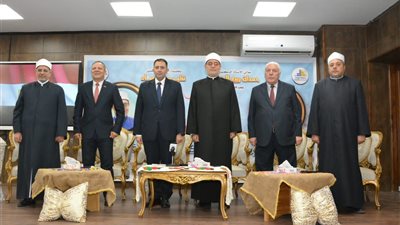 مفتي الديار المصرية في رحاب جامعة دمياط خلال ندوة تثقيفية