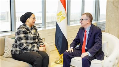 رئيسة القومي للمرأة ووزير التخطيط والتنمية الاقتصادية يبحثان قضايا المرأة 