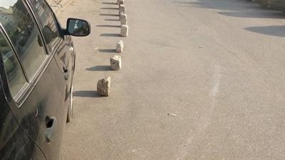 بلطجة في الشارع .. شاب يعتدي على فتاة بسبب ركن سيارة ببني سويف