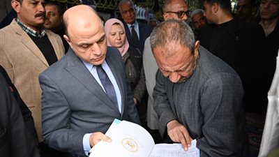 محافظ الغربية يخفض سعر بيض المائدة إلى 110 جنيهات خلال تفقده معرض أهلاً رمضان