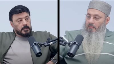 هل السحر حقيقي؟.. أيمن عبدالجليل يرد بآيات من سورة البقرة