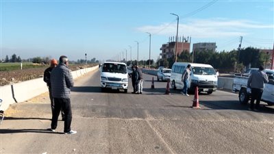 تمركزات مكثفة لضبط المنظومة المرورية بالشوارع والطرق بمراكز الشرقية