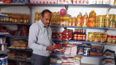 مفاجآت رقابية في أسوان.. المحافظ يطلق حملات يومية لضبط الأسعار ومنع الاستغلال 
