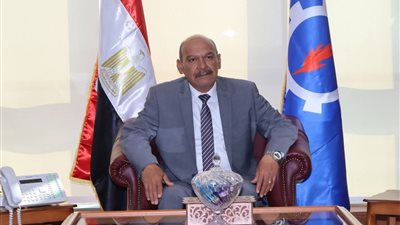 استغاثة للواء هاني رشاد محافظ السويس من أهالي العكرش نريد إنارة طريق التعاون 