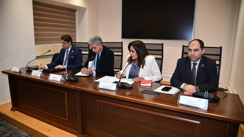 اجتماع لجنة السياحة