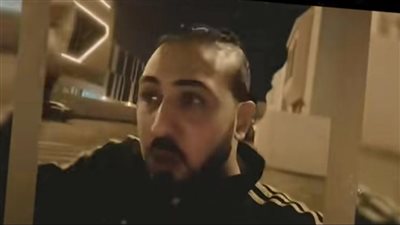 مصري يعمل في الإمارات يعبّر عن دعمه للبلاد في مواجهة التصعيد|شاهد 