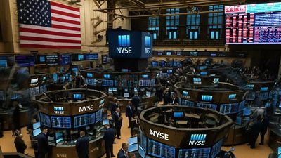 هبوط العقود الآجلة للأسهم الأمريكية بنسبة تتجاوز 1.5%