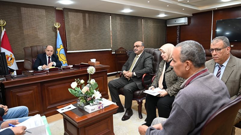 محافظ الغربية 