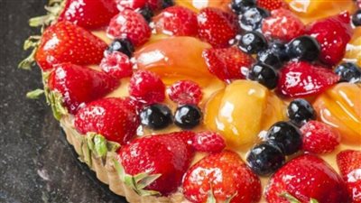 وصفة تارت الفواكه الرمضانية.. سريعة وسهلة التحضير في المنزل