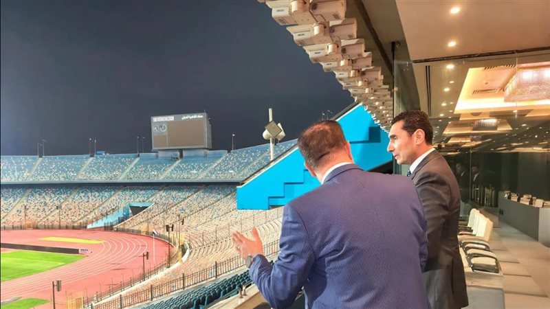 وزير الرياضة يتفقد