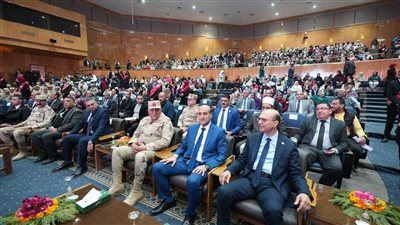 العاشر من رمضان.. احتفالية وطنية بمشاركة قيادات محافظة أسيوط والجامعة والجيش