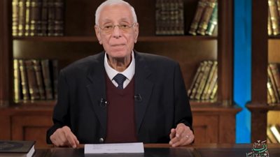 حسام موافي للطلاب: تقليل النوم خطر.. وسهر الليالي عدو النجاح
