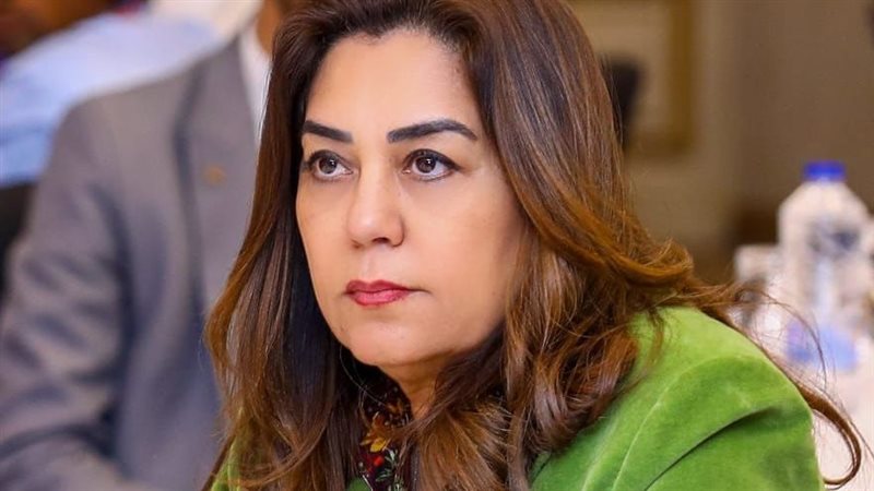 منال عوض