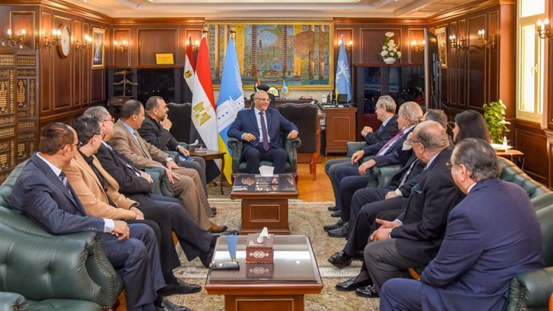 محافظ الإسكندرية