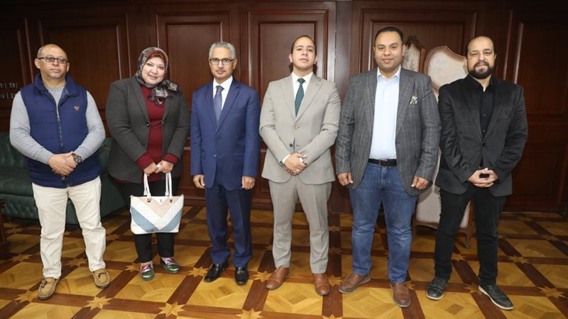 محافظ بنى سويف ووفد