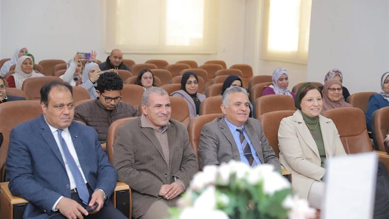 جانب من المناقشة