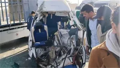 مصرع طفل بحادث إصابة 10 تلاميذ إثر تصادم سوزوكى مع نقل بالشرقية
