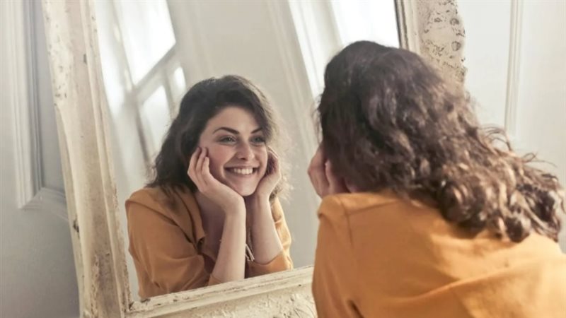 سيارة جديدة بـ100