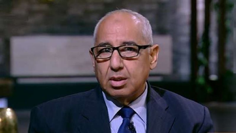 على عوف، رئيس شعبة