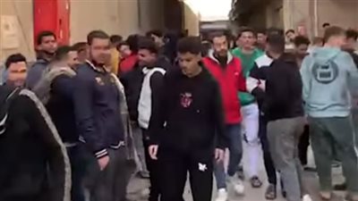 إضراب عمال شركة ملابس بالخانكة احتجاجا على عدم تطبيق الحد الأدنى للأجور