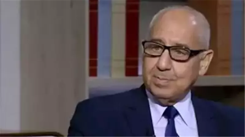  رئيس شعبة الأدوية