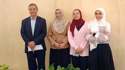 طلاب بني سويف يحصدون تجربة «الهيدروبونيك» ويطبقون الزراعة بدون تربة