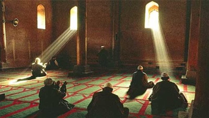 اعتكاف العشر الأواخر