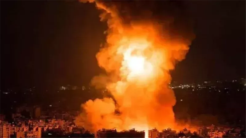 إيران