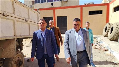 رئيس مدينة أرمنت يبدأ مهام عمله بجولة ميدانية موسعة لمتابعة الخدمات 