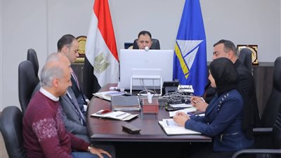 عبر كونفرانس.. محافظ دمياط يشارك فى اجتماع مجلس المحافظين برئاسة مدبولى