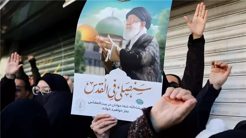 أنصار المرشد الإيراني