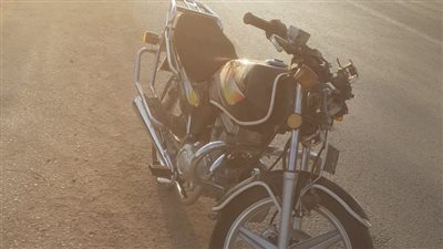 إصابة شابين في انقلاب دراجة نارية بطريق أسيوط – أبوتيج الزراعي