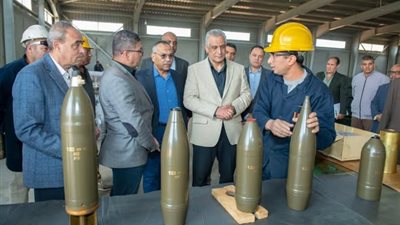 جمبلاط يتفقد شركتي حلوان للمسبوكات والأجهزة المعدنية لمتابعة سير العمل