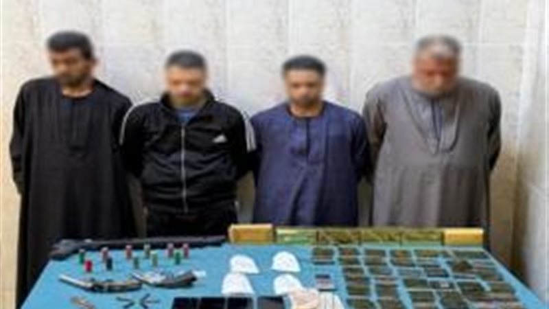 المتهمين 