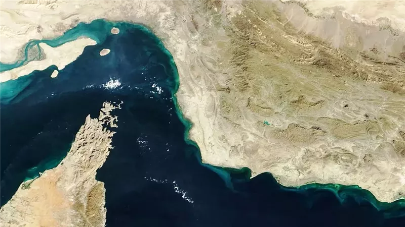 مضيق هرمز 