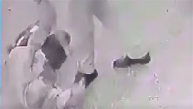 جانب من الفيديو 