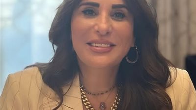 وزيرة الإسكان تتابع سير العمل بمشروعات المرافق والطرق بمدينة بدر