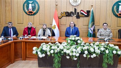 نائب محافظ المنوفية يتابع موقف تسليم مشاريع الصرف الصحي والغاز لـ6 قرى بأشمون