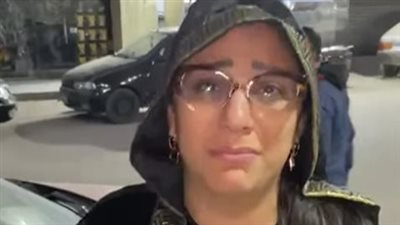 صاحب عقاربحدائق الأهرام يتلف سيارة صحفية بسبب ركنها 10 دقائق والامن يضبطه