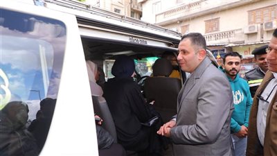 فى تحرك سريع عقب تحريك أسعار الوقود محافظ دمياط يتابع الالتزام بالتعريفه