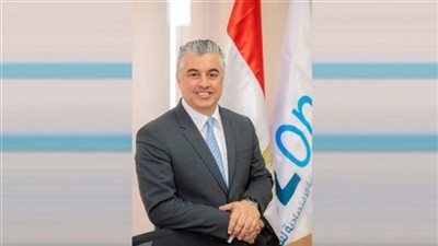 اقتصادية قناة السويس تعتمد لائحة جزاءات وإدارات لمتابعة قانون العمل