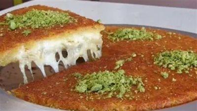 الكنافة حلوى الملوك.. تعرفي على تاريخها وأسرار تحضيرها الفاخرة  