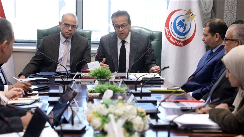 وزير الصحة ووزير