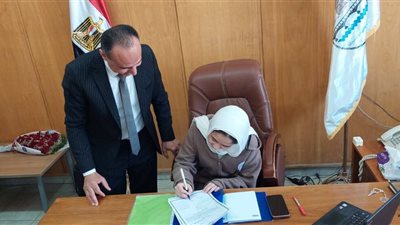 أريد أن أكون وكيلة وزارة | طالبة تبهر وكيل صحة بني سويف بطموحها.. و«جميعة» يرد