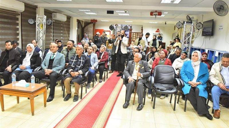 صورة من اللقاء
