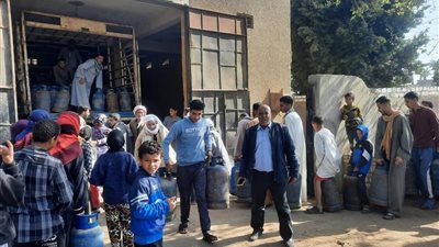 محافظ أسيوط يوجه باستمرار الحملات المكثفة على مواقف السيارات ومحطات الوقود