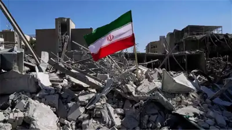 إيران